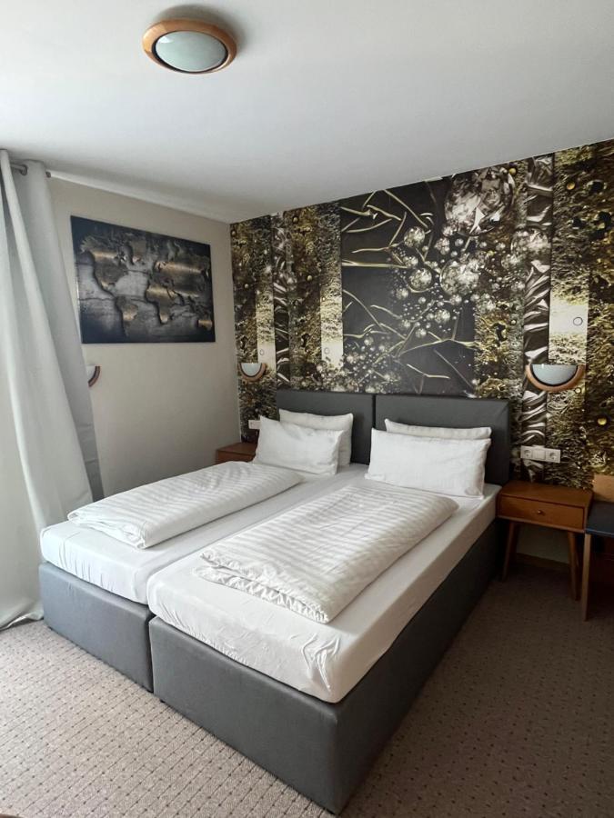 Hotel Aggertal 굼머스바흐 외부 사진
