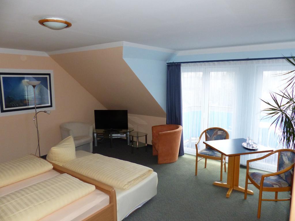 Hotel Aggertal 굼머스바흐 외부 사진
