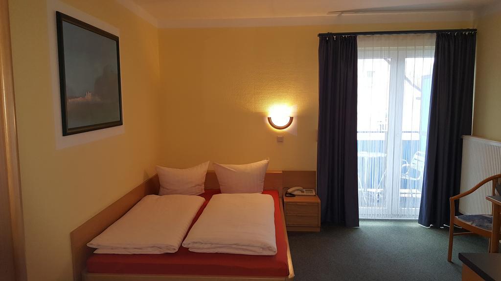 Hotel Aggertal 굼머스바흐 외부 사진