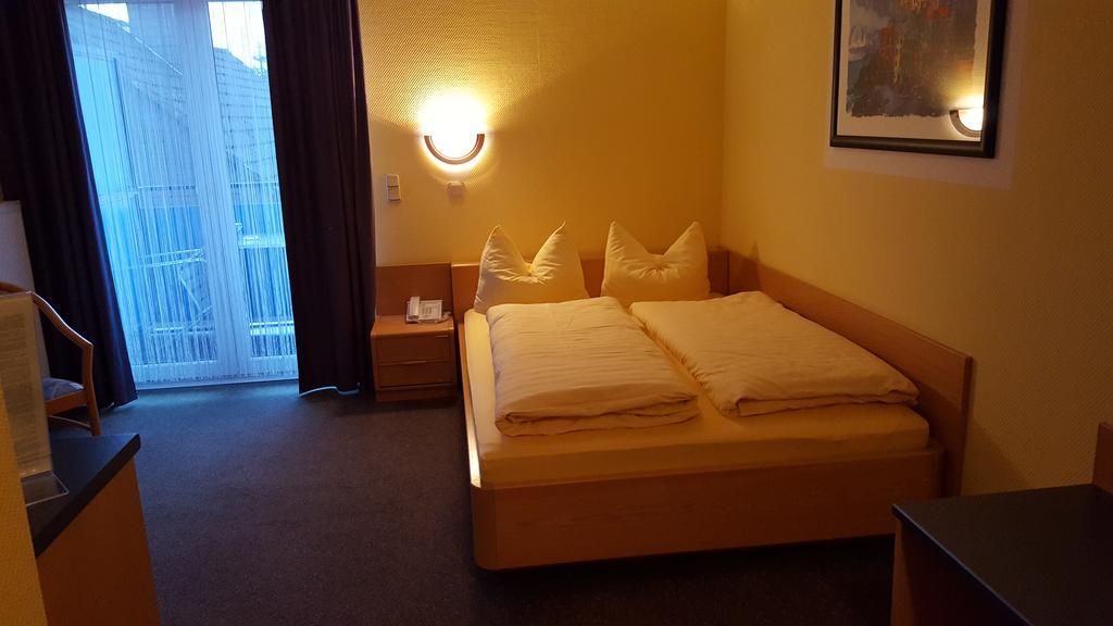 Hotel Aggertal 굼머스바흐 외부 사진