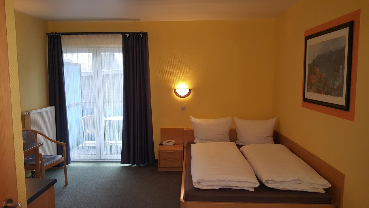 Hotel Aggertal 굼머스바흐 외부 사진